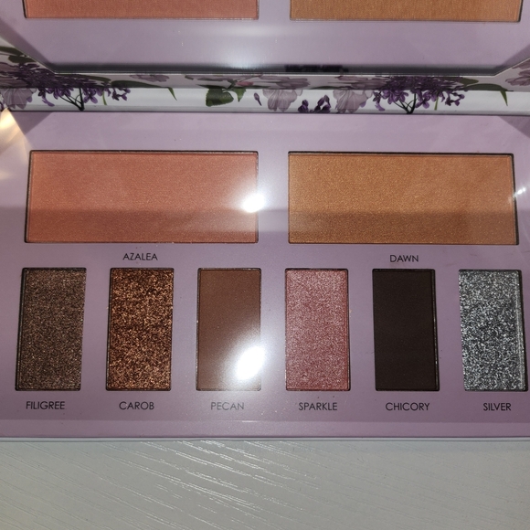 SAKURA + SAGE Vegan Eyeshadow & Blush Palette Seraphine Botanicals - Picture 4 of 5